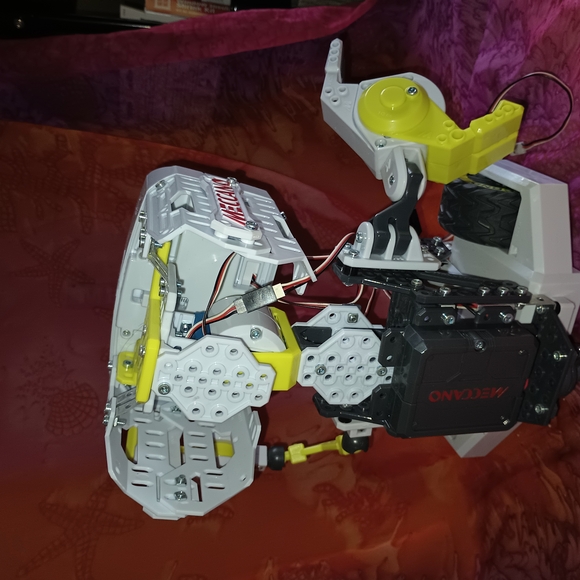 Mecc - Picture 3 of 6